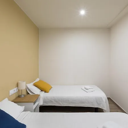 Oliveta Hostel Barcelona