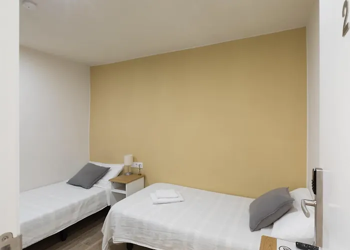 Hostel Oliveta Barcelona