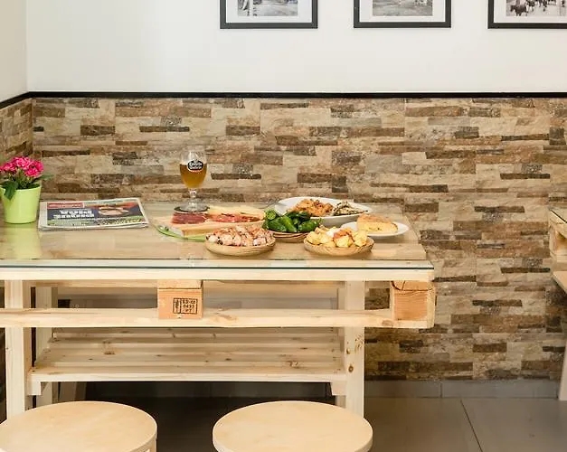 Hostel Oliveta Barcelona